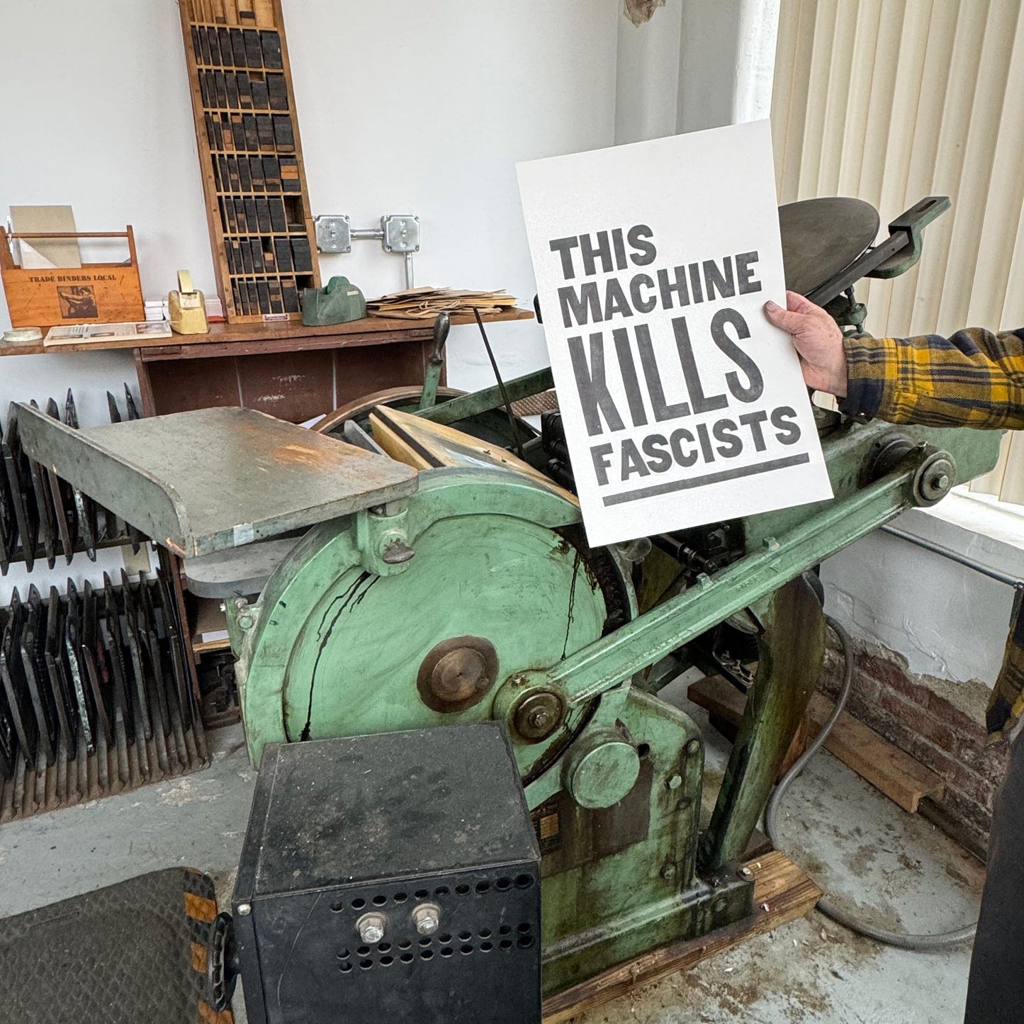 This Machine Kills Fascists